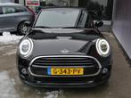 MINI Cooper 1.5 CHILI | 5-DRS | AUTOMAAT | NAVIGATIE | LED |, Auto's, 136 pk, Gebruikt, Leder en Stof, Zwart