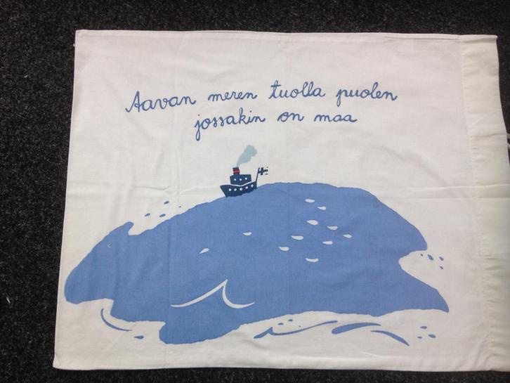 Bijzondere Finse kussenslopen teksten van Pohjan Akka 5 stu, Huis en Inrichting, Slaapkamer | Beddengoed, Hoeslaken of Sloop, Eenpersoons