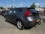 Volvo V40 1.6 T3 Kinetic Panorama | Afn. Trekhaak | Navigati, Voorwielaandrijving, Stof, Gebruikt, 4 cilinders