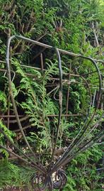 2 grote metalen plantenhangers (ruif model)  (brocante), Ophalen of Verzenden, Gebruikt