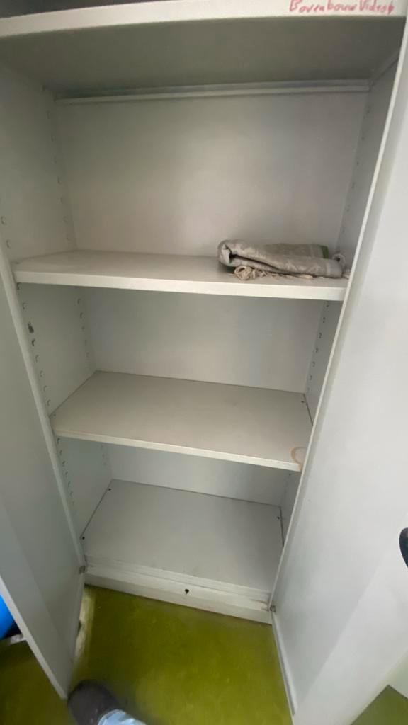 Metalen Kledingkasten - 2 stuks, Huis en Inrichting, Kasten | Overige, Gebruikt, Ophalen