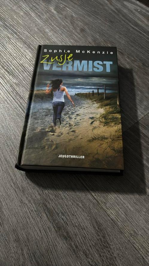Sophie McKenzie - Zusje vermist, Boeken, Kinderboeken | Jeugd | 13 jaar en ouder, Zo goed als nieuw, Ophalen