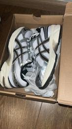 Asics gel-1130, Ophalen of Verzenden, Zo goed als nieuw, Sportschoenen