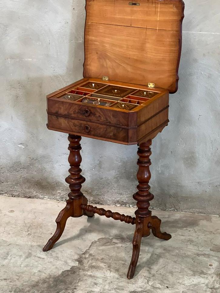 Prachtige haltafel, fournituren, ladekast, Antiek en Kunst, Antiek | Meubels | Tafels, Ophalen