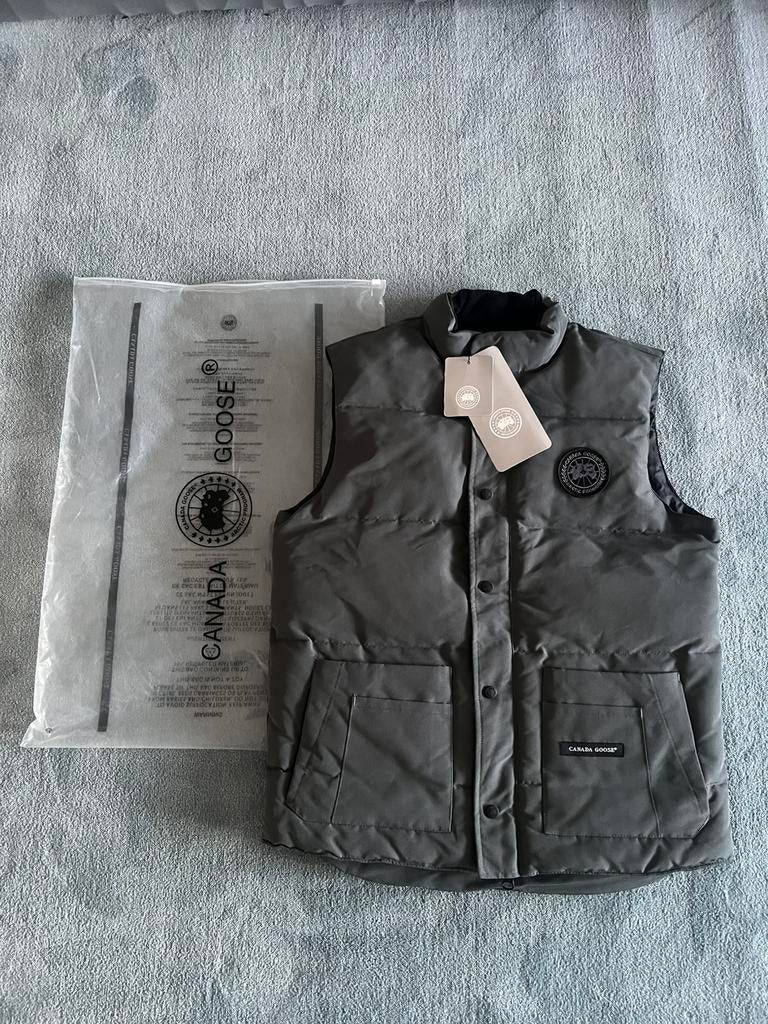 Canada Goose Boddywarmer Grijs, Kleding | Heren, Bodywarmers, Zo goed als nieuw, Grijs, Ophalen of Verzenden