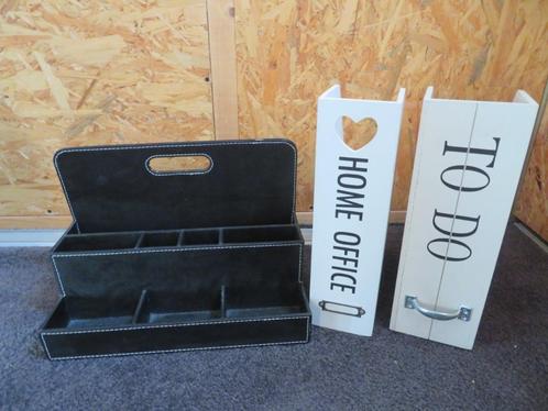 Witte houten lectuurbakken/ postbakken, Huis en Inrichting, Woonaccessoires | Krantenbakken en Lectuurbakken, Gebruikt, Ophalen of Verzenden