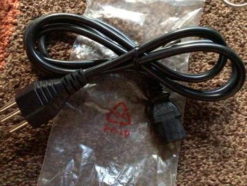 Zwarte Kabel beschikbaar voor biedingen