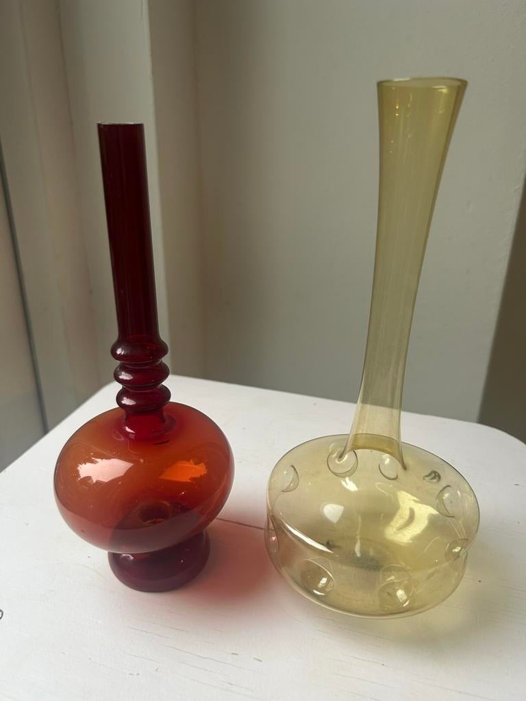 Charmante vintage vaasjes Tsjechisch glas, Antiek en Kunst, Antiek | Glas en Kristal, Ophalen of Verzenden