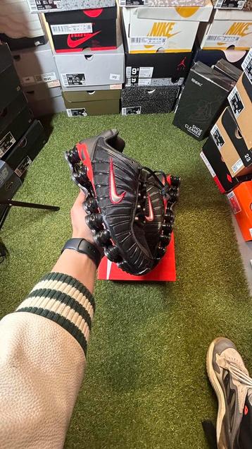 Nike Shox TL 44 beschikbaar voor biedingen