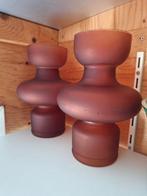 2 decoratie vazen terra cotta kleur 27 cm hoog, Huis en Inrichting, Woonaccessoires | Vazen, Ophalen, Zo goed als nieuw, Overige kleuren