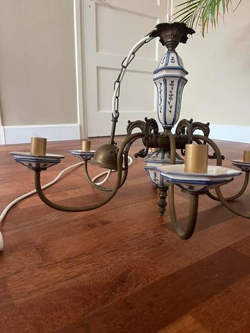 Delfs blauwe antieke Kroonluchter beschikbaar voor biedingen