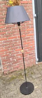 Vloerlamp fitting hoogte ca 130 cm, Ophalen of Verzenden, Zo goed als nieuw, Metaal, 100 tot 150 cm