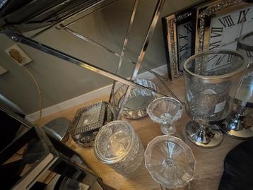 Diamanten lijn decoratie beschikbaar voor biedingen