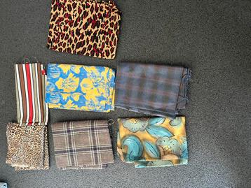 7 lappen stof beschikbaar voor biedingen