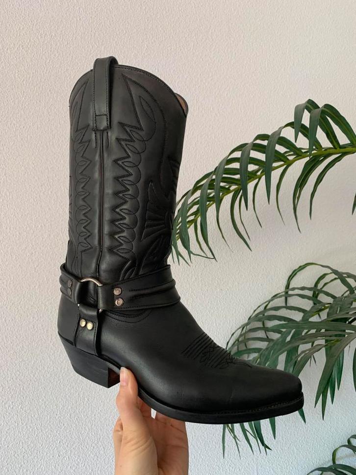 Buffalo bikerboots 37 western boots bohemian laarzen, Kleding | Dames, Schoenen, Zo goed als nieuw, Hoge laarzen, Zwart, Ophalen of Verzenden