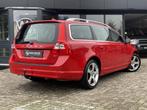 Volvo V70 2.5T 231 pk Summum Youngtimer | Leder | Xenon | Tr, Auto's, Gebruikt, Beige, Onderhoudsboekje, 1583 kg