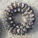 Handgemaakte Schelpenkrans afgeprijsd!, Huis en Inrichting, Woonaccessoires | Kransen, Ophalen of Verzenden, Nieuw