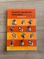 Muzisch-Agogische Methodiek - Dineke Behrend, Ophalen of Verzenden, Gelezen, Niet van toepassing