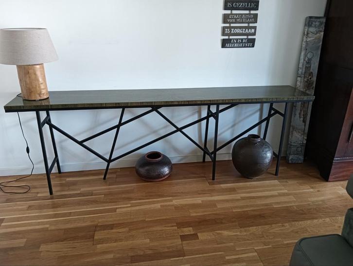 Design sidetable 240*41 77 hoog, Huis en Inrichting, Tafels | Sidetables, Gebruikt, 25 tot 50 cm, 200 cm of meer, Rechthoekig