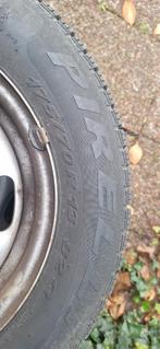 Pirelli Winterbanden 170/70 R13 4 stuks met velg, Auto-onderdelen, Banden en Velgen, Gebruikt, 13 inch, 175 mm, Banden en Velgen