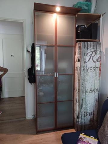 kast dubbeldeurs met lade