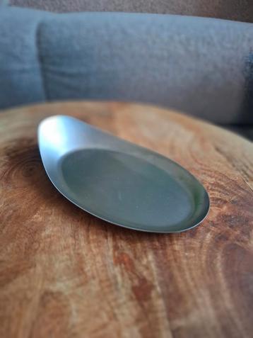 Schaal Menu beschikbaar voor biedingen