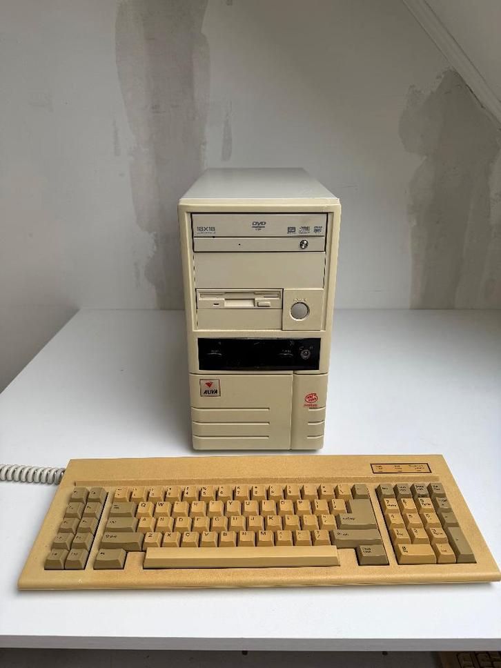 Klassieke Pentium 166 (DOS/W95/W98) vintage desktop, Computers en Software, Vintage Computers, Ophalen of Verzenden