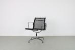 Vitra Eames EA 108 , zwart Netweave, Chroom, Huis en Inrichting, Stoelen, Ophalen, Gebruikt, Zwart, Metaal