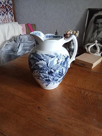 te koop prachtige grote waterkan van lampetstel NIMY beschikbaar voor biedingen