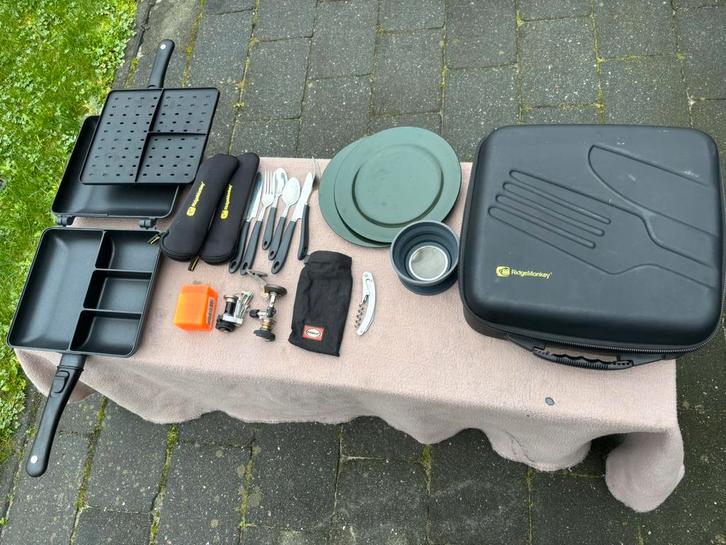 Ridgemonkey combi steamer + 2 x gasstel + toebehoren, Watersport en Boten, Hengelsport | Karpervissen, Gebruikt, Overige typen