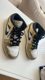 Nike Jordan maat 39, Ophalen of Verzenden, Zo goed als nieuw, Wit, Sneakers of Gympen