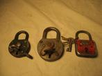 3x antiek slotjes, Antiek en Kunst, Verzenden