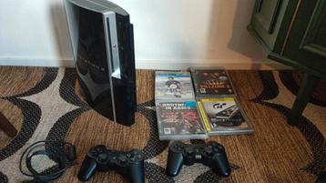 PlayStation 3 met games en 2 controllers beschikbaar voor biedingen