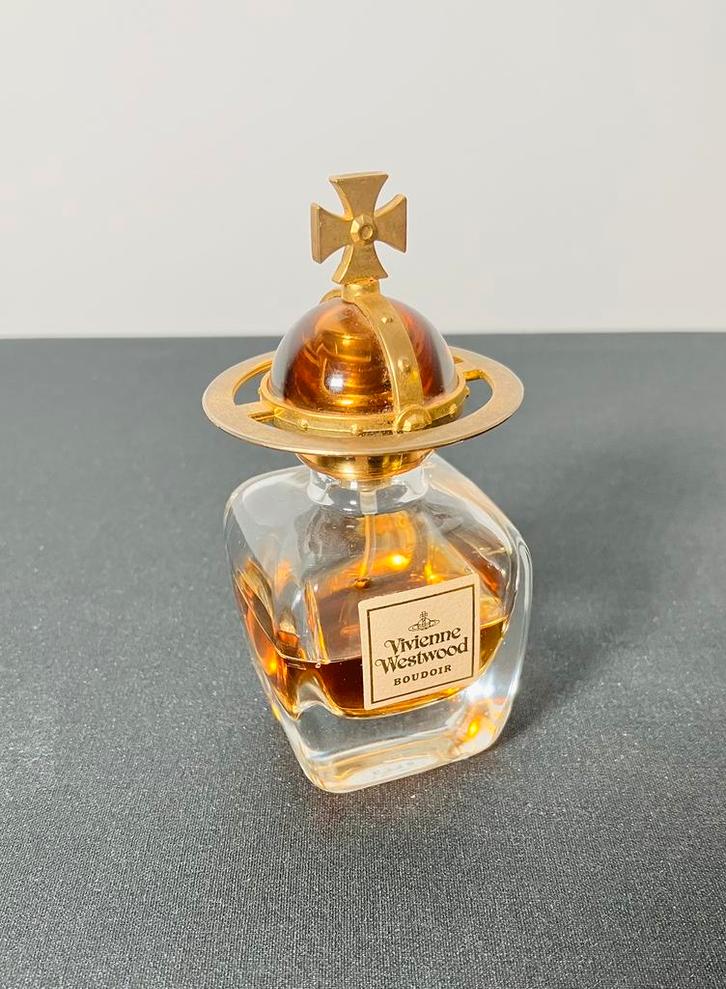 Vivienne Westwood Boudoir - 1/2 of 30 ml, Sieraden, Tassen en Uiterlijk, Uiterlijk | Parfum, Gebruikt, Verzenden