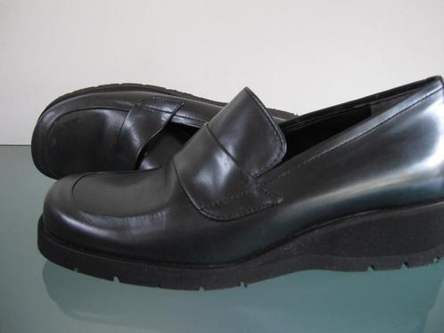 BURLEY nieuwe grijze instappers 36.5, Kleding | Dames, Schoenen, Nieuw, Instappers, Grijs, Verzenden