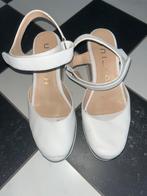 Unisa wit leren wedges 38, Pumps, Wit, Ophalen of Verzenden, Zo goed als nieuw