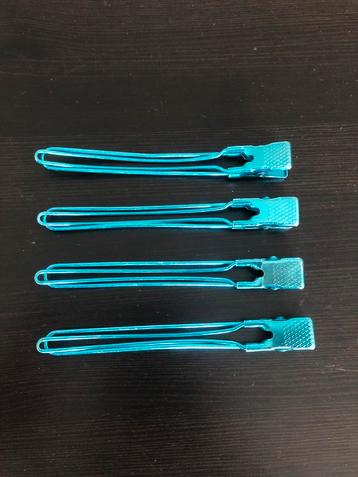 4x haarklemmen beschikbaar voor biedingen