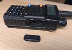 Baofeng UV-5R portofoon met los AUX-klepje - NL handleiding, Telecommunicatie, Portofoons en Walkie-talkies, Verzenden, 5 tot 15 km