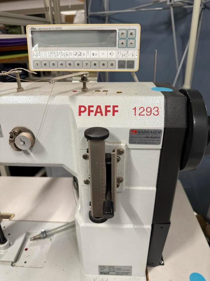 Pfaff zware draad zuil stikmachine - Industrieel, Hobby en Vrije tijd, Naaimachines en Toebehoren, Gebruikt, Naaimachine, Pfaff