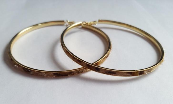 Goudkleurige grote panter creolen steker oorbellen, Sieraden, Tassen en Uiterlijk, Oorbellen, Nieuw, Knopjes of Stekers, Overige materialen