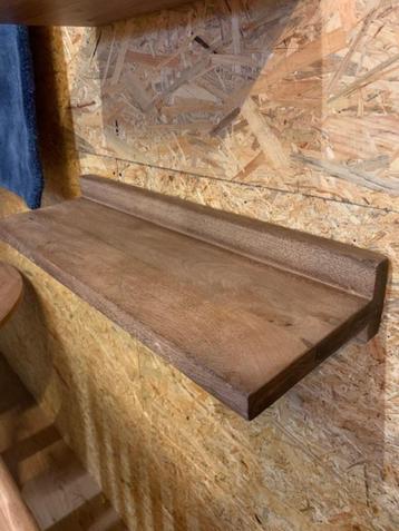 Wandplank Mangohout + coating 60b + 90b blind ophangen v.a. beschikbaar voor biedingen