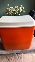 Retro wasmand curver 42cm hoog47 cm breed, Huis en Inrichting, Ophalen of Verzenden, Gebruikt, Oranje
