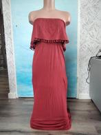 Rode lange jurk maat 42 off shoulder H&M, Maat 42/44 (L), H&M, Ophalen of Verzenden, Onder de knie
