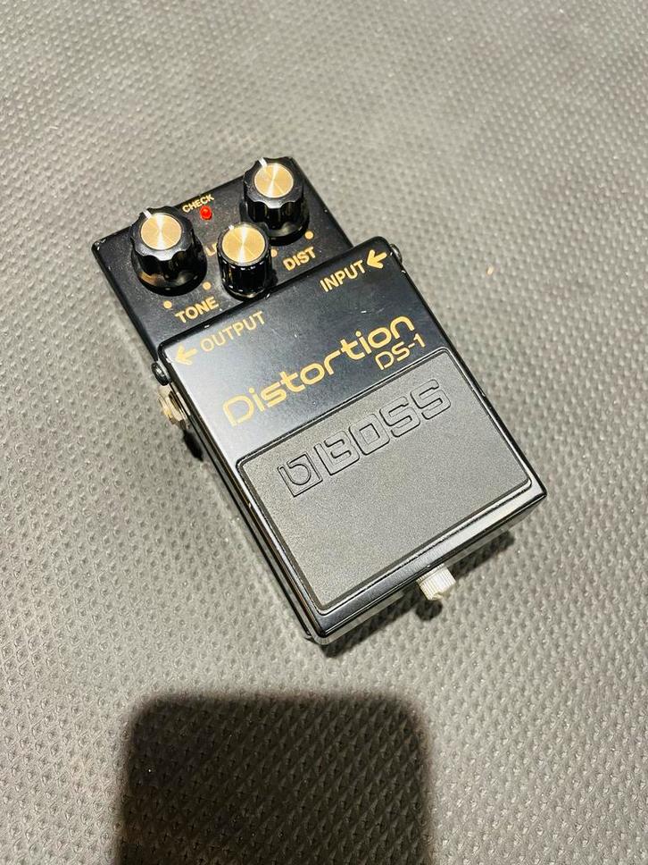 Boss DS-1 Distortion Pedaal, Muziek en Instrumenten, Effecten, Gebruikt, Distortion, Overdrive of Fuzz, Verzenden