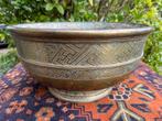 mooie bewerkte antieke koperen schaal., Ophalen of Verzenden