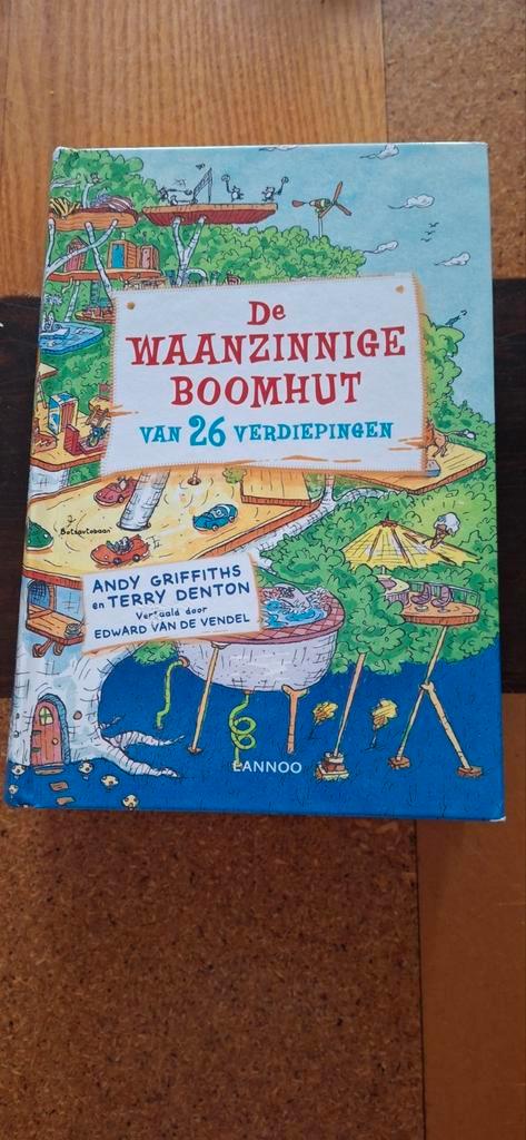 Terry Denton - De waanzinnige boomhut van 26 verdiepingen, Boeken, Kinderboeken | Jeugd | onder 10 jaar, Zo goed als nieuw, Ophalen of Verzenden