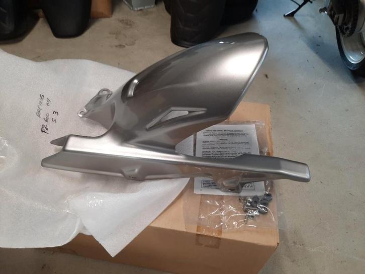 Radiator covers,ruitjes, bellypan,undertail,seatcover, Motoren, Tuning en Styling, Ophalen