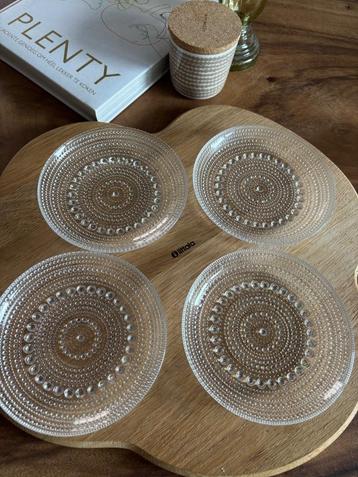 4 Schotels Kastehelmi serie ( Nuutajärvi / Iittala )  beschikbaar voor biedingen