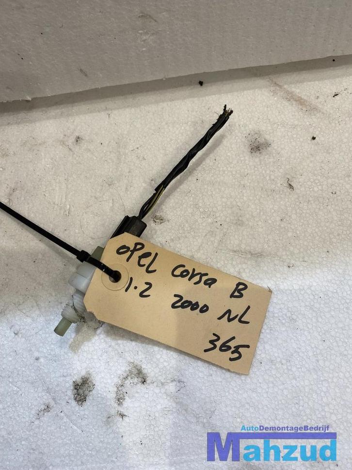 opel corsa b remlicht schakelaar 1994-1999, Auto-onderdelen, Dashboard en Schakelaars, Opel, Gebruikt, Ophalen of Verzenden