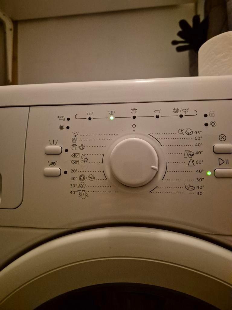 Whirlpool Wasmachine- A++ -6kg-1400 toren-  in Goed conditie, Witgoed en Apparatuur, Wasmachines, Ophalen, Gebruikt, Voorlader